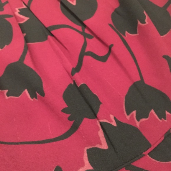 Loft Red and Black Dress - Picture 5 of 7